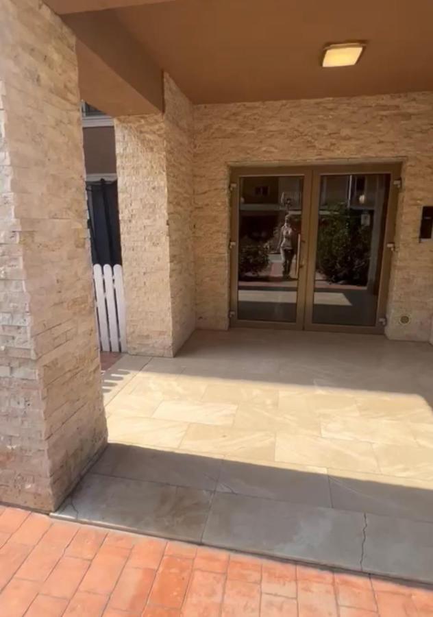 Apartament Beauty Smarald By Cosmopolis Stefanestii de Jos ภายนอก รูปภาพ